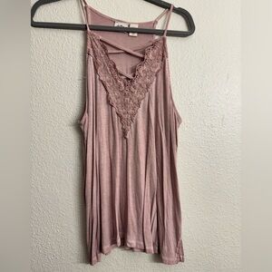 Strappy lacy trim tank top xl